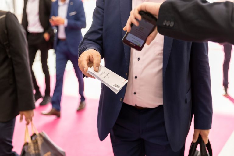 Go.Control-Case-expopharm7