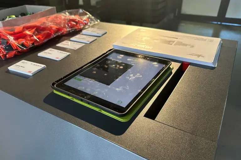 Go.Control-Cases-StarkeSchieneTreffen23_10