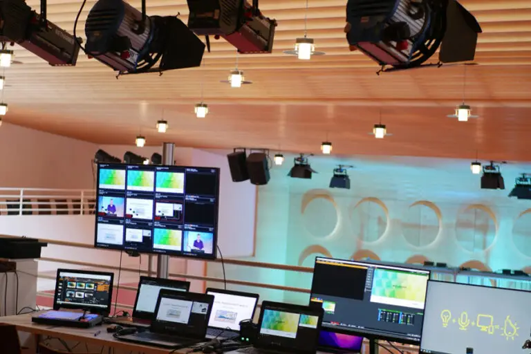 Go.Control-Cases-CWF6